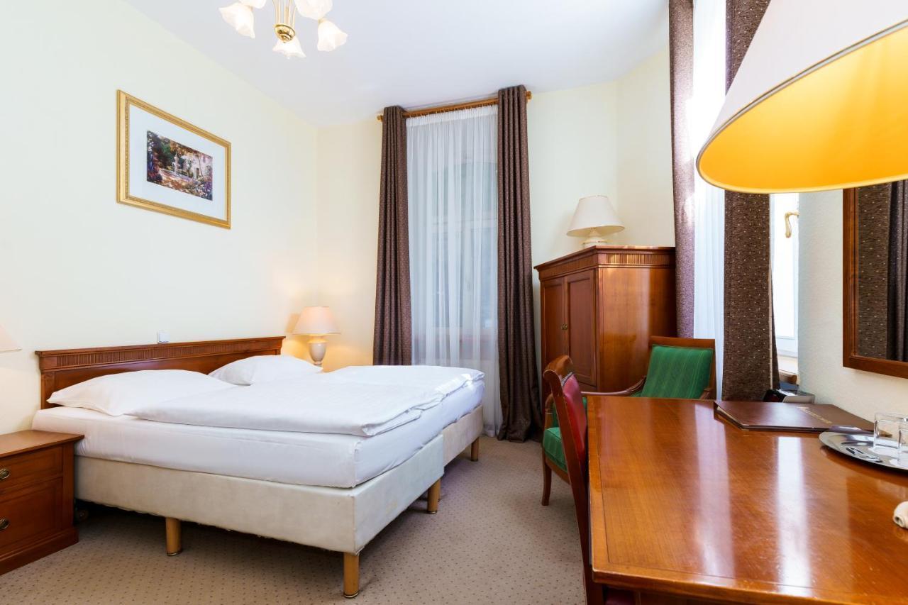 Hotel Anglicky Dvur